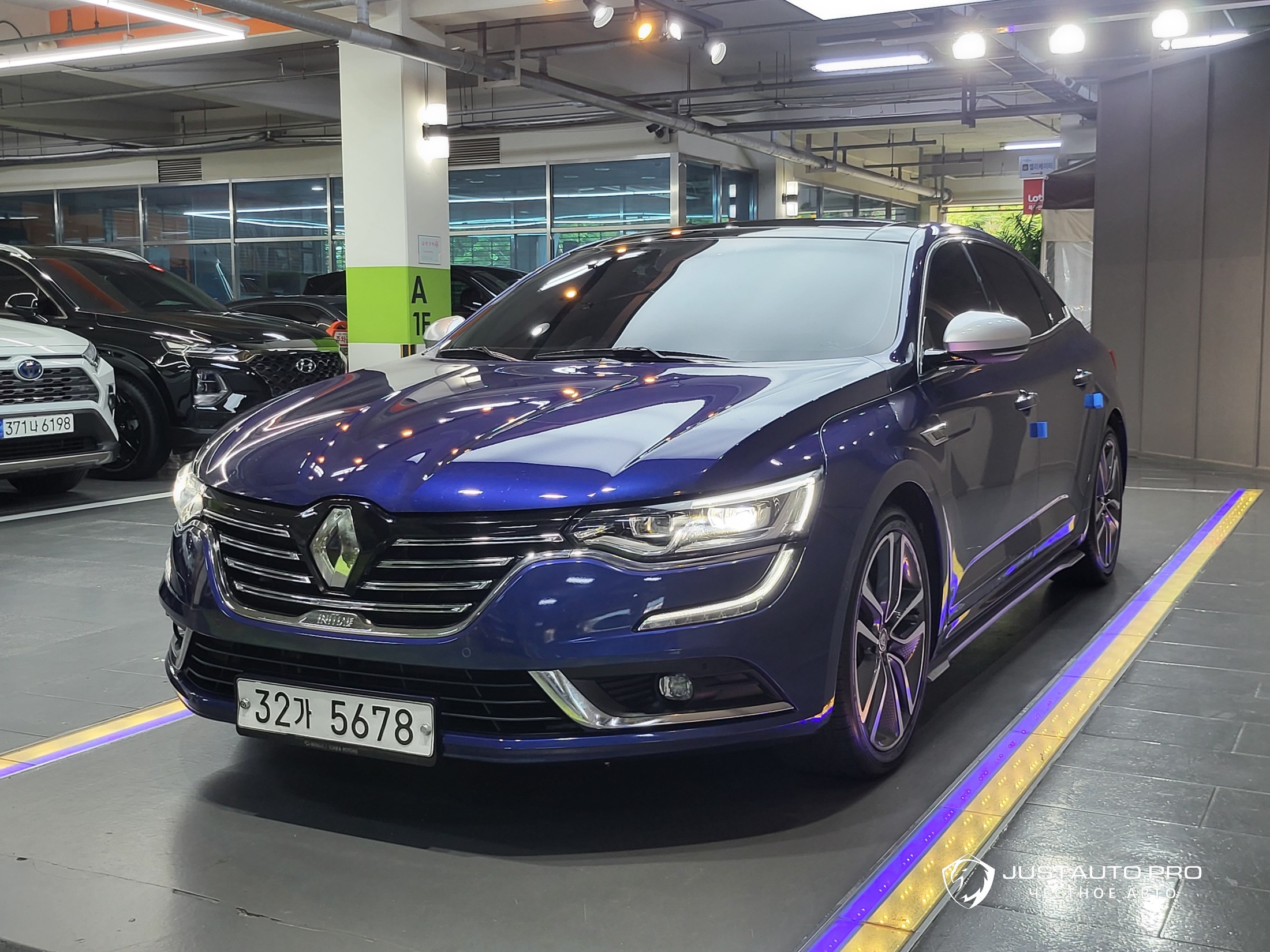 Автомобиль Renault-KoreaSamsung SM6