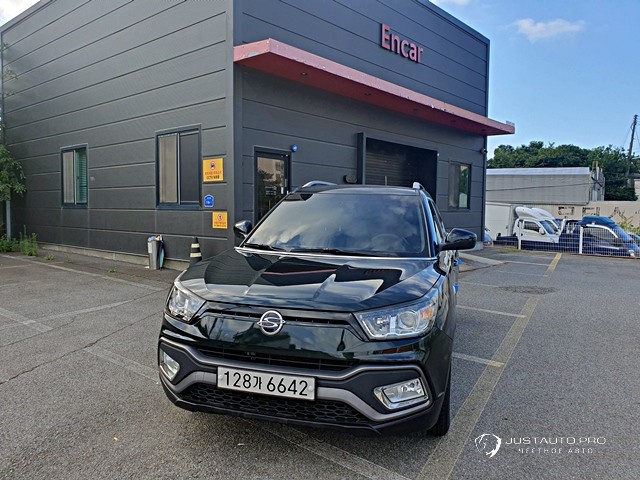 Автомобиль KG_Mobility_Ssangyong TIBOLI