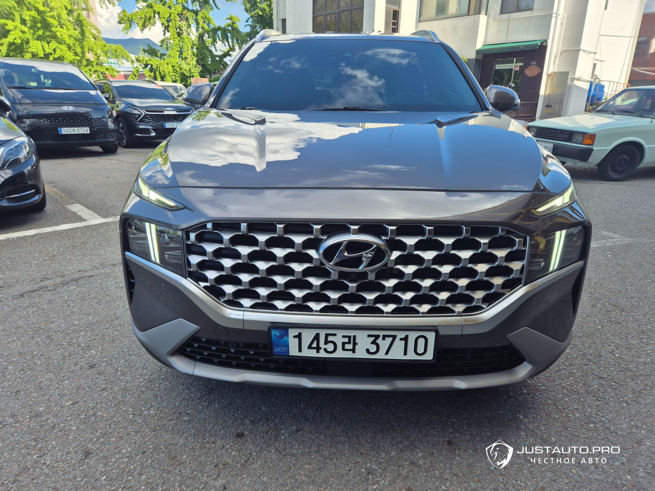 Автомобиль Hyundai Santafe