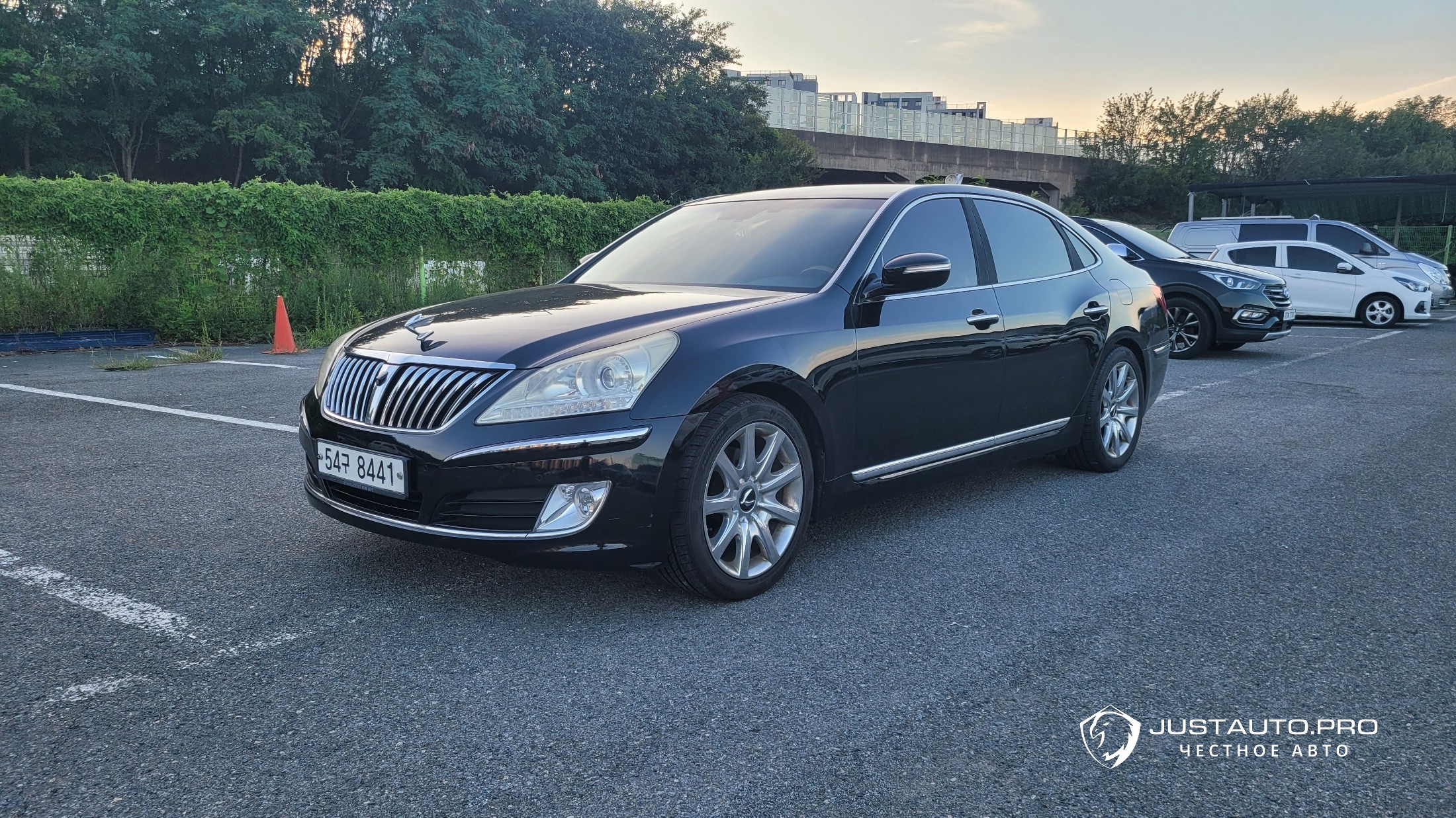 Автомобиль Hyundai Equus