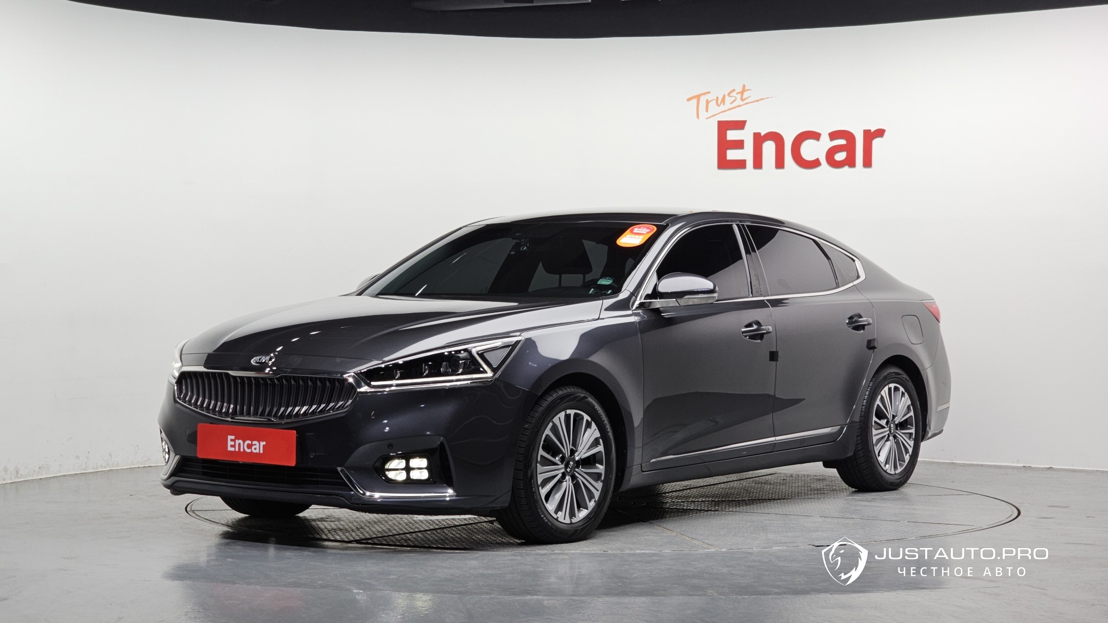 Автомобиль Kia K7