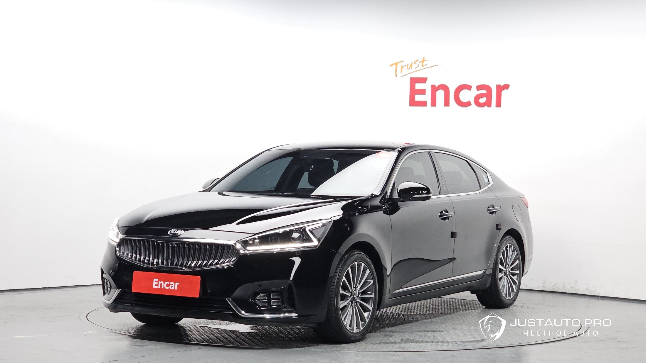 Автомобиль Kia K7