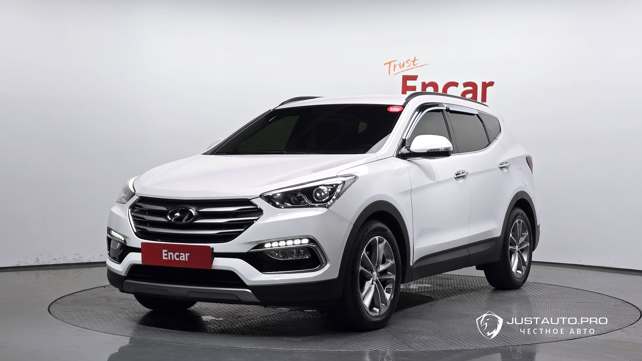 Автомобиль Hyundai Santafe