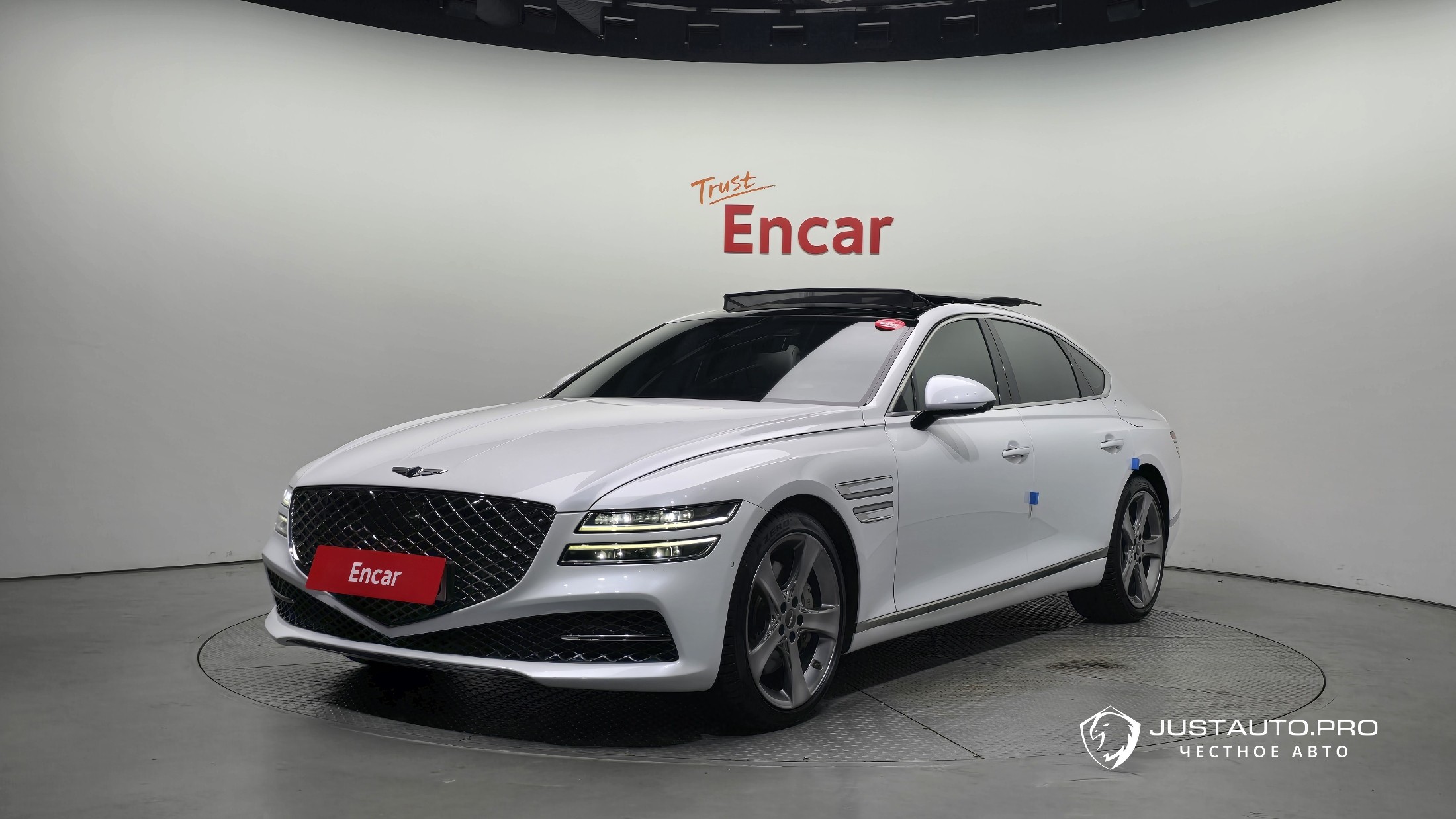 Автомобиль Genesis G80