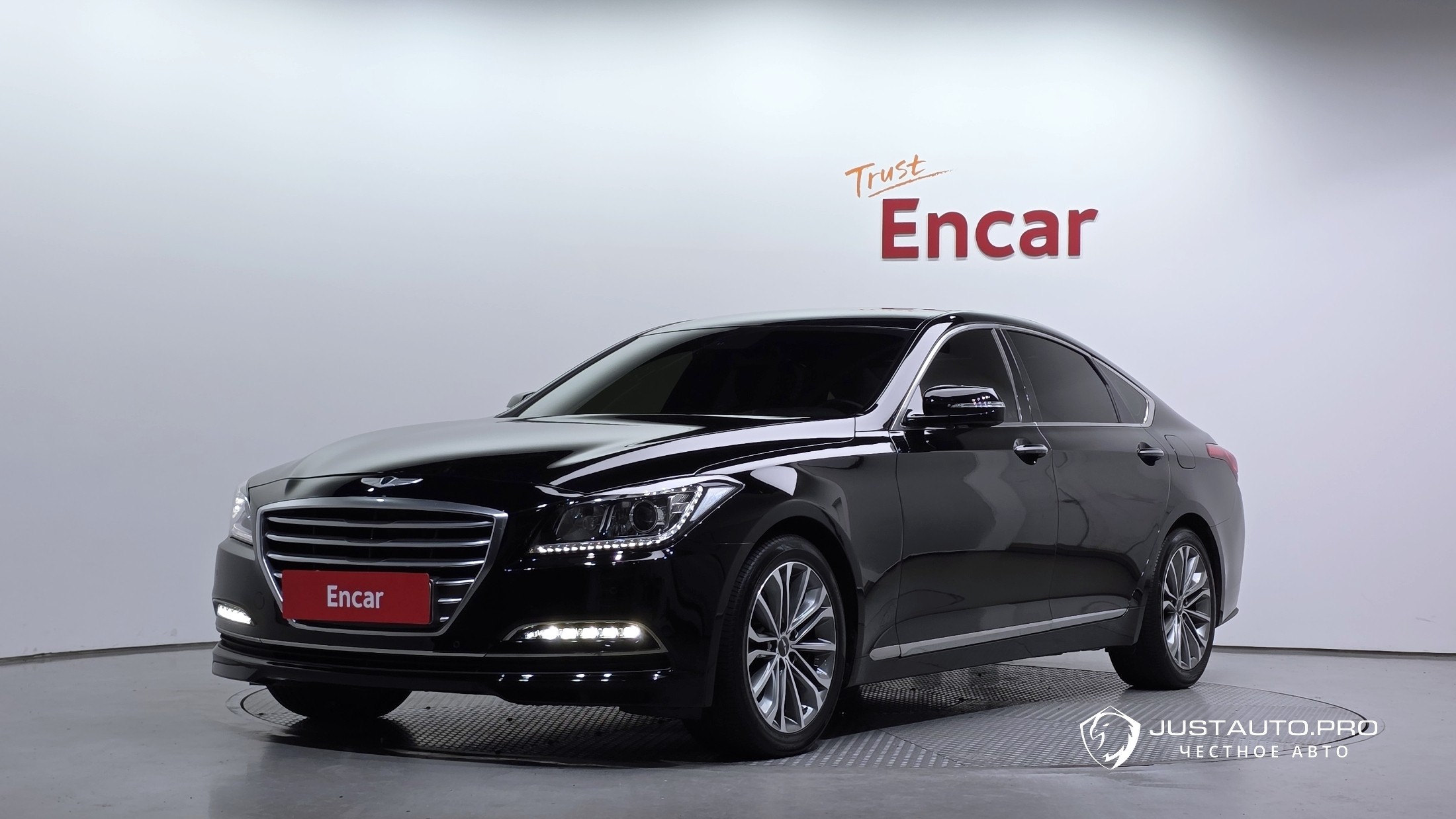 Автомобиль Hyundai Genesis