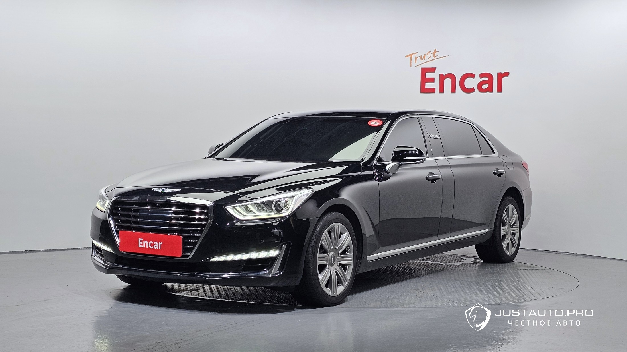 Автомобиль Genesis EQ900