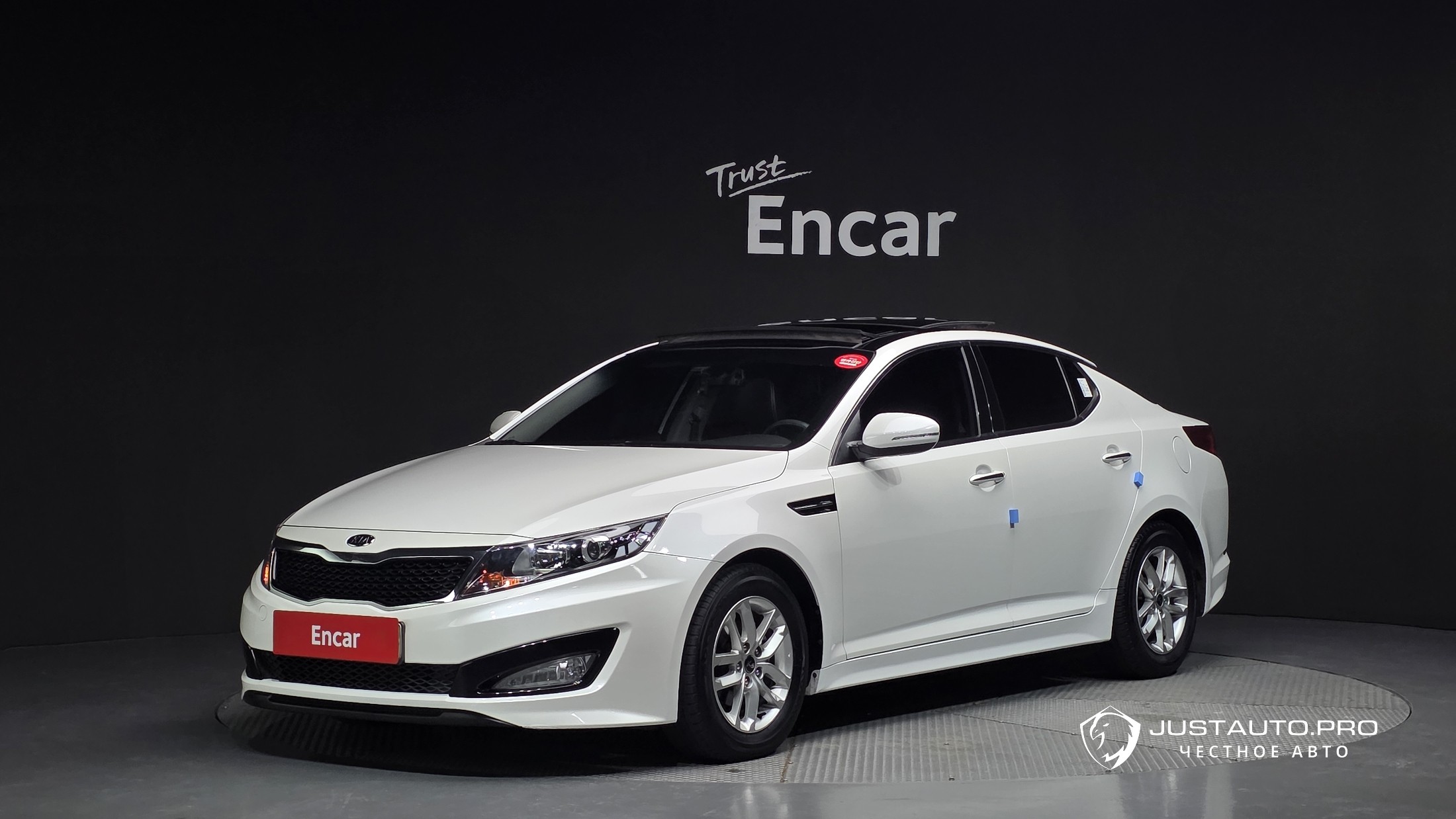 Автомобиль Kia K5