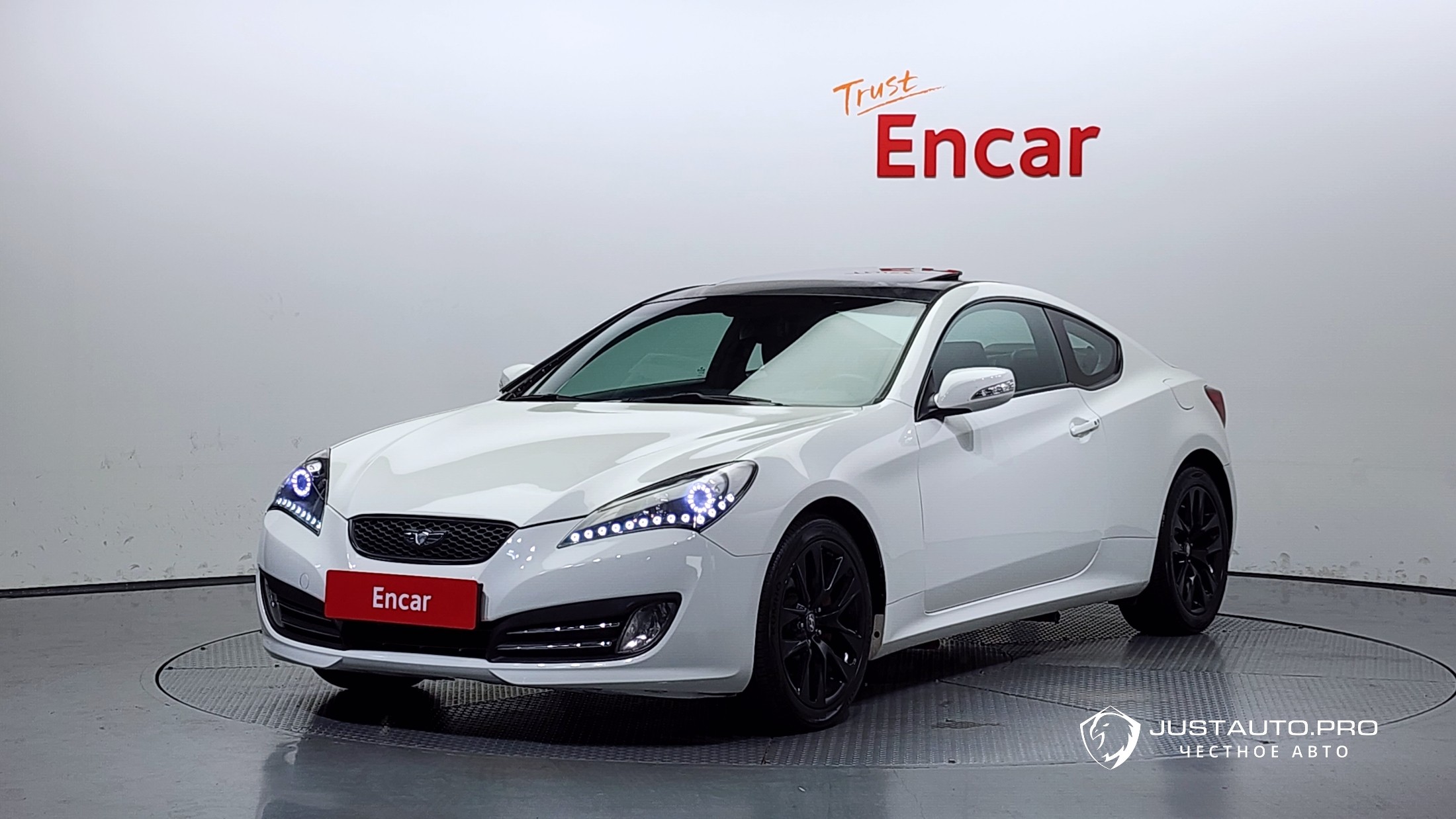 Автомобиль Hyundai Genesis