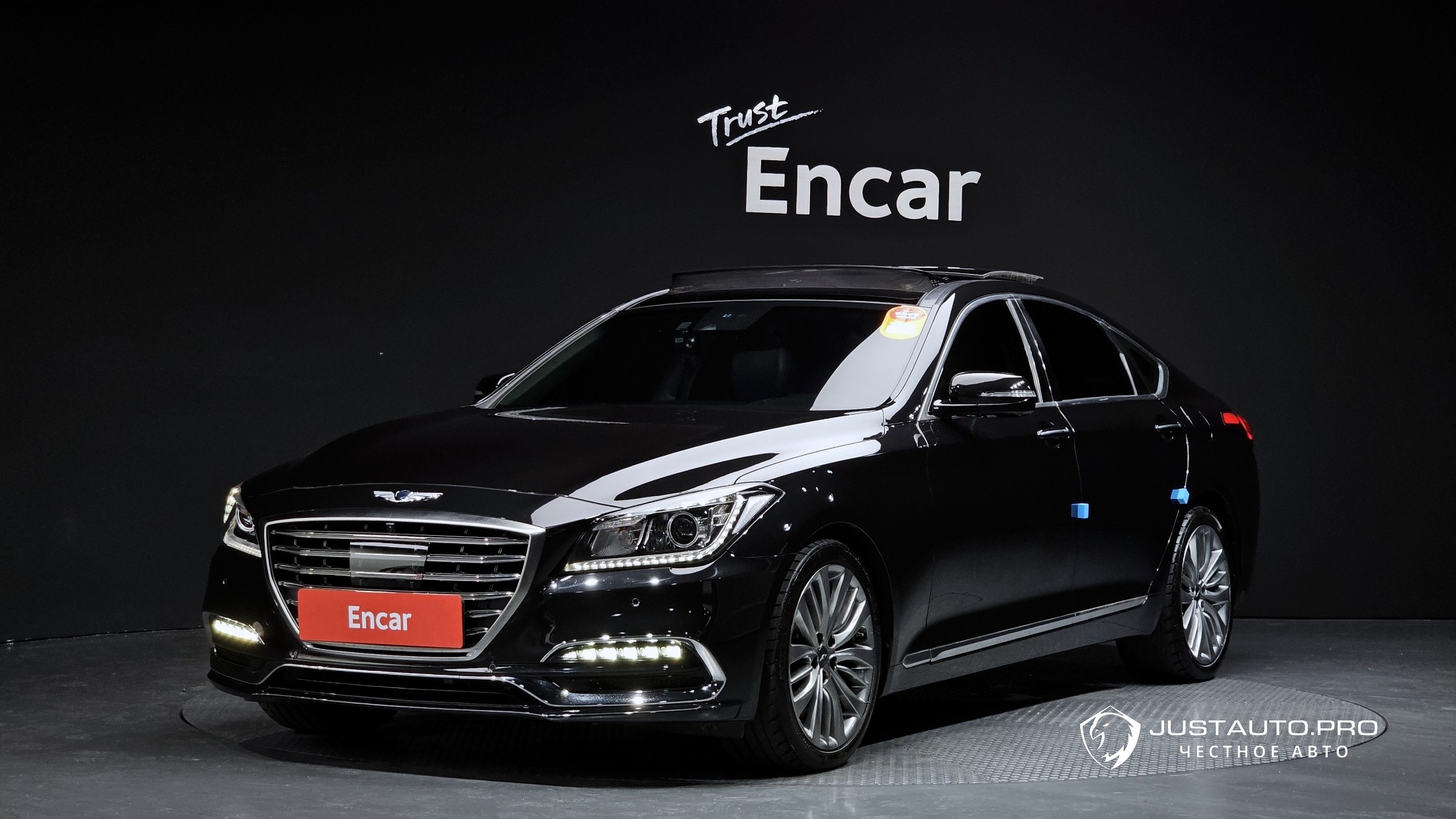 Автомобиль Genesis G80
