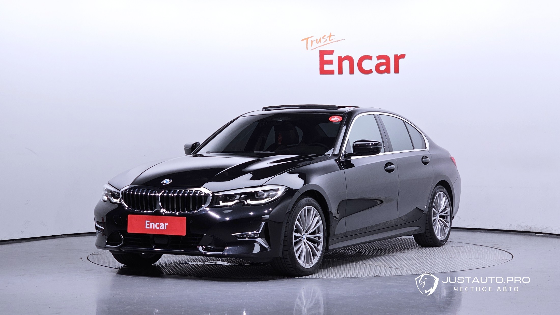 Автомобиль BMW 3-Series
