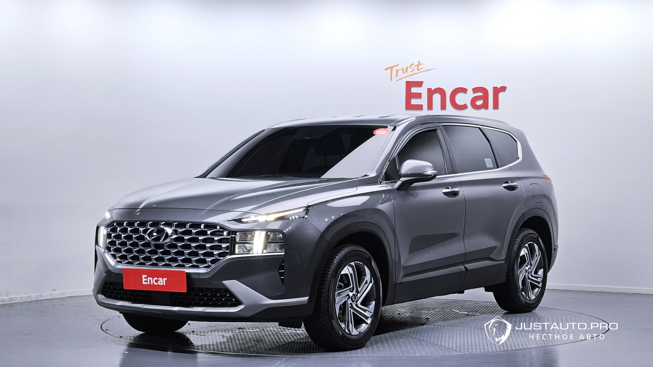 Автомобиль Hyundai Santafe