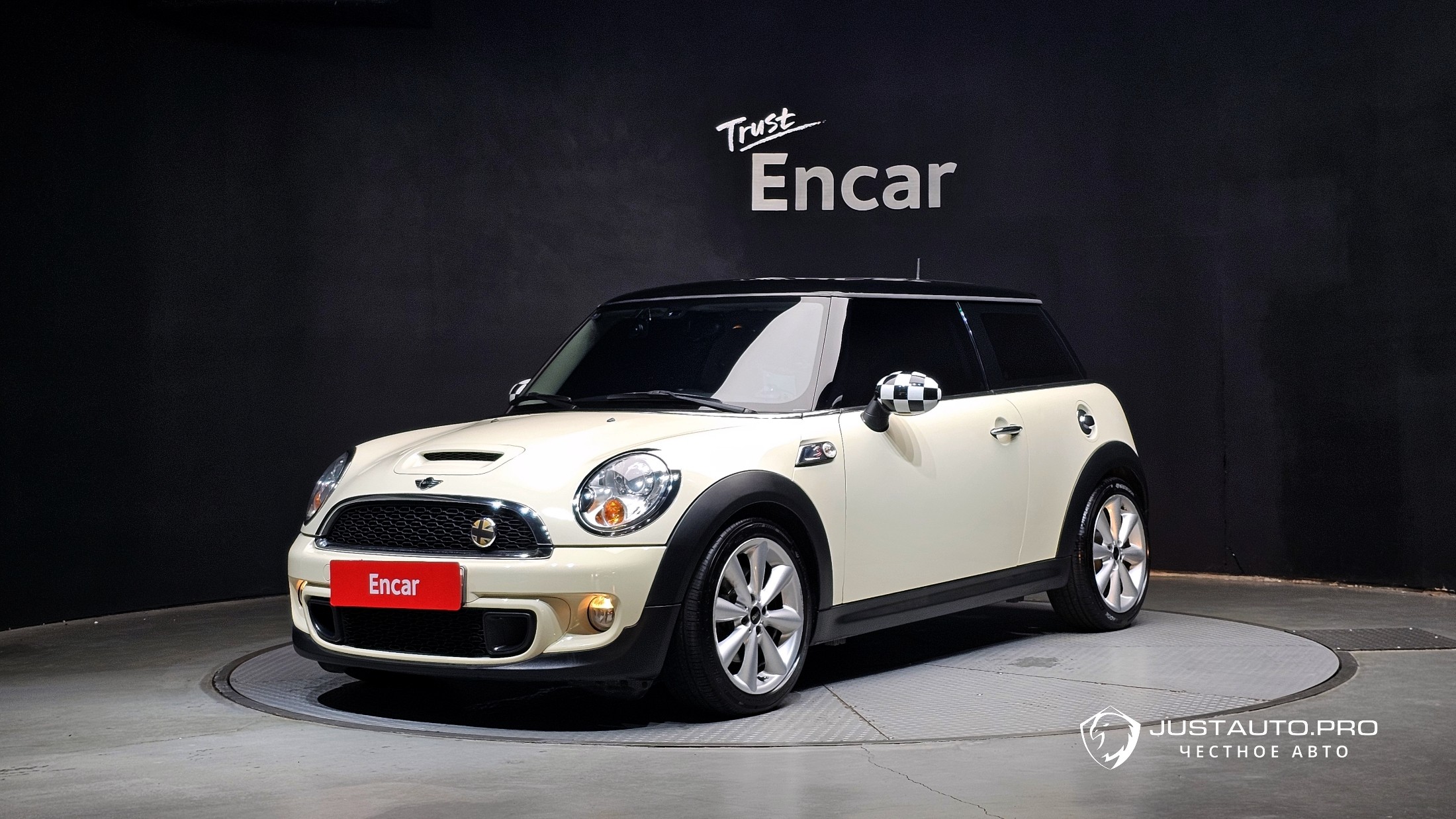 Автомобиль Mini Cooper
