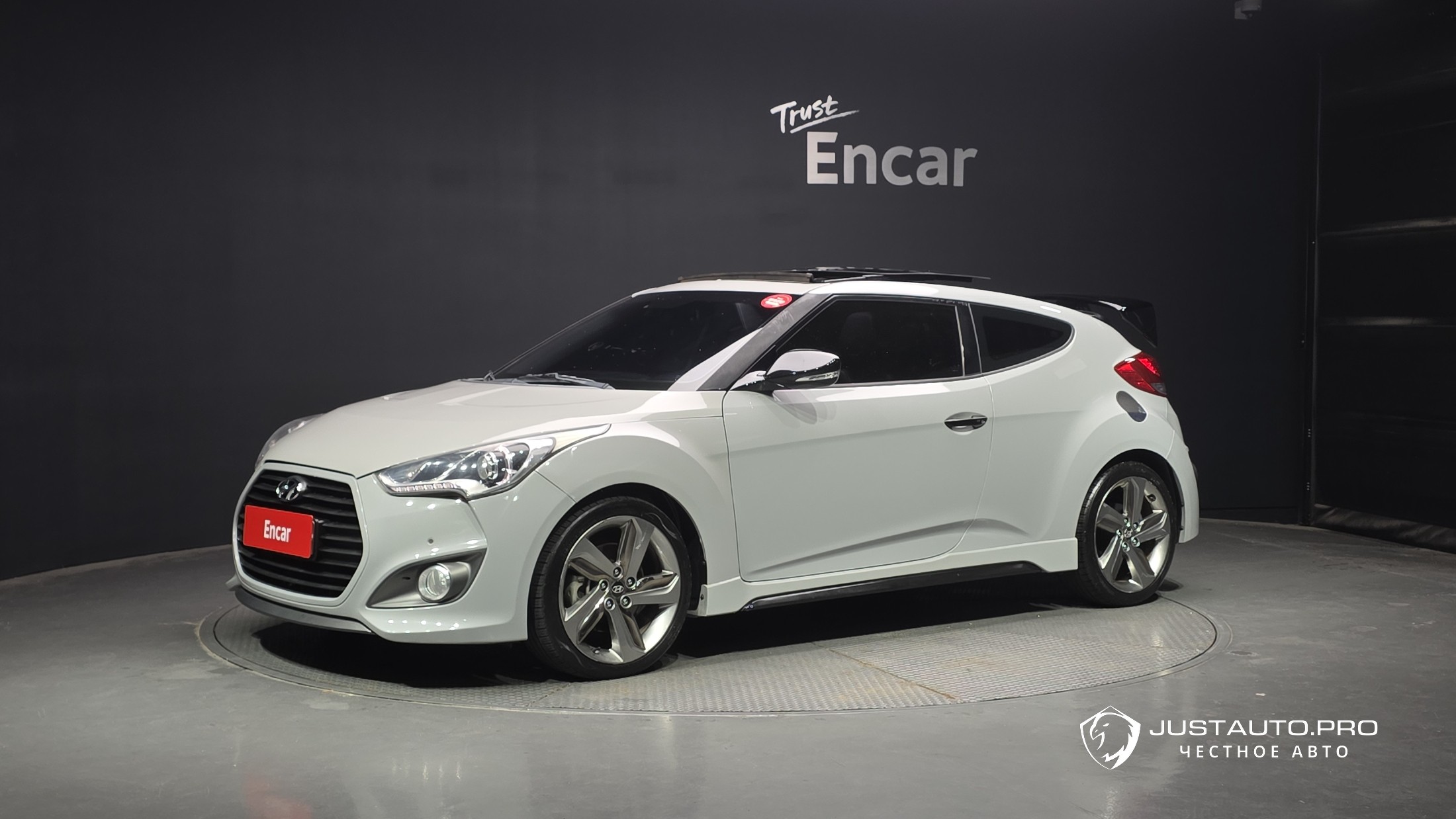 Автомобиль Hyundai Veloster