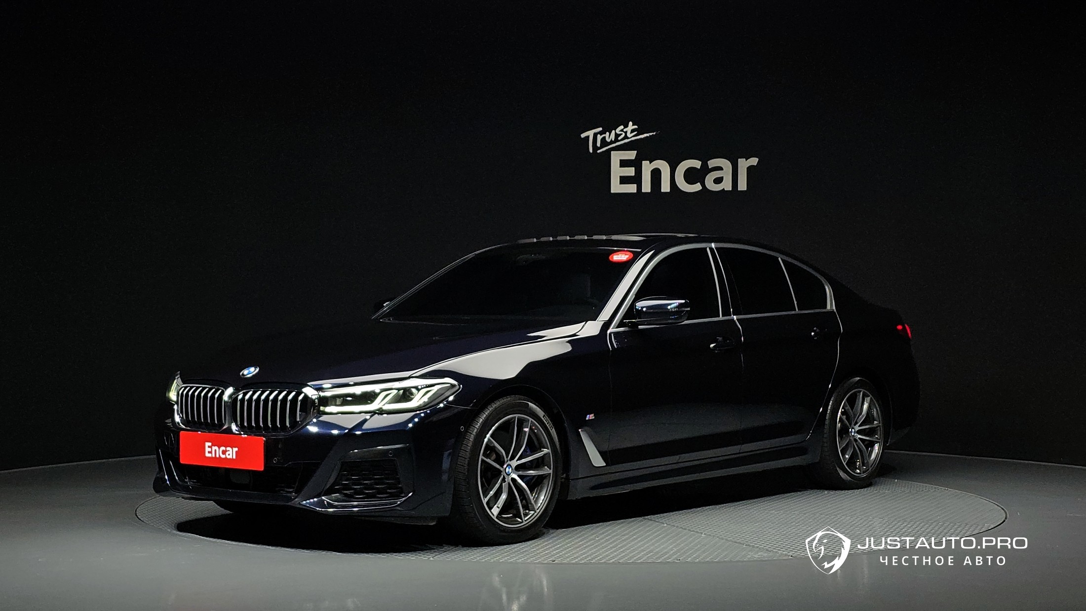 Автомобиль BMW 5-Series