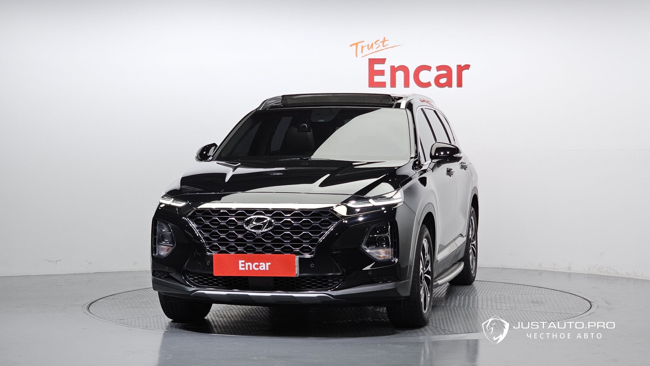 Автомобиль Hyundai Santafe