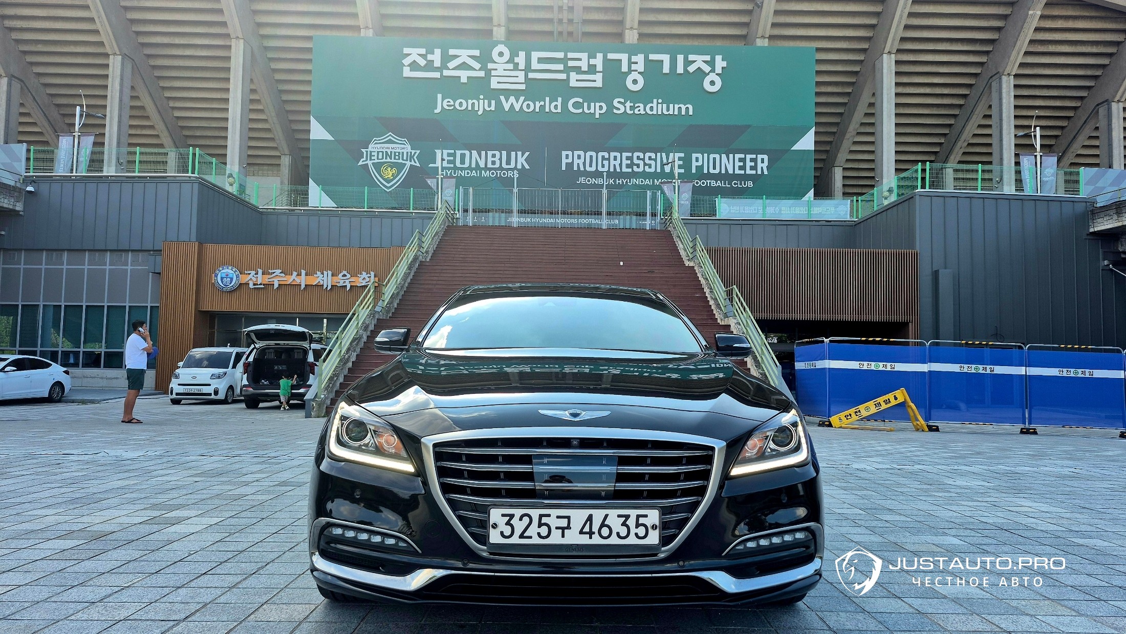 Автомобиль Genesis G80