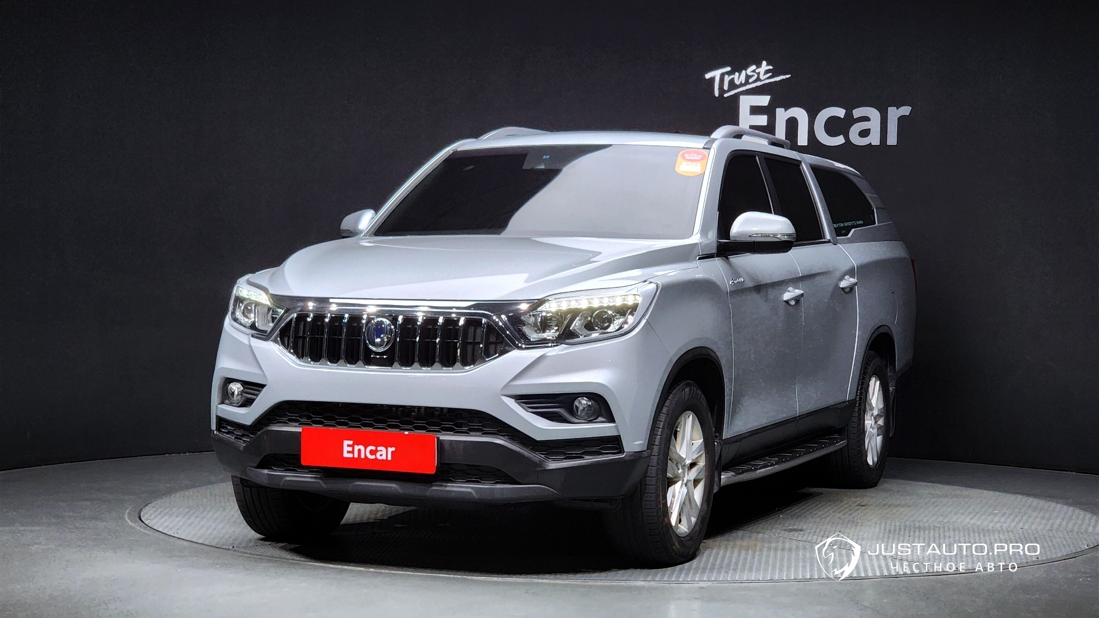 Автомобиль KG_Mobility_Ssangyong Rexton