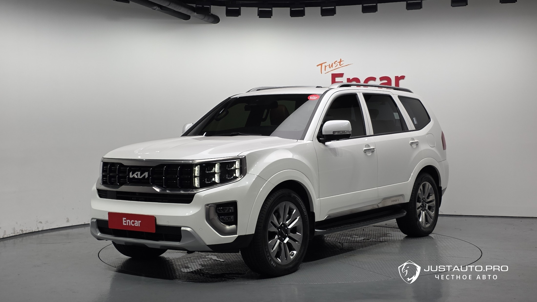 Автомобиль Kia Mohave