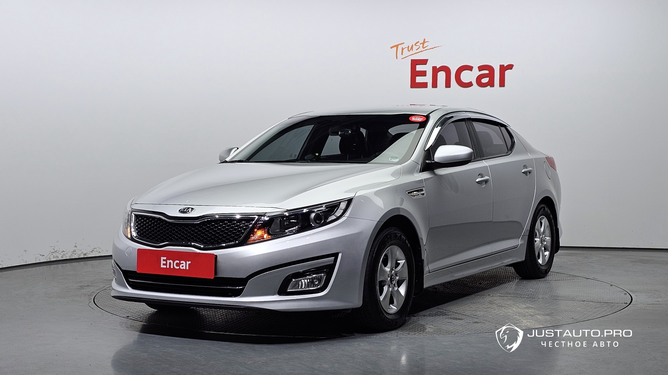 Автомобиль Kia K5