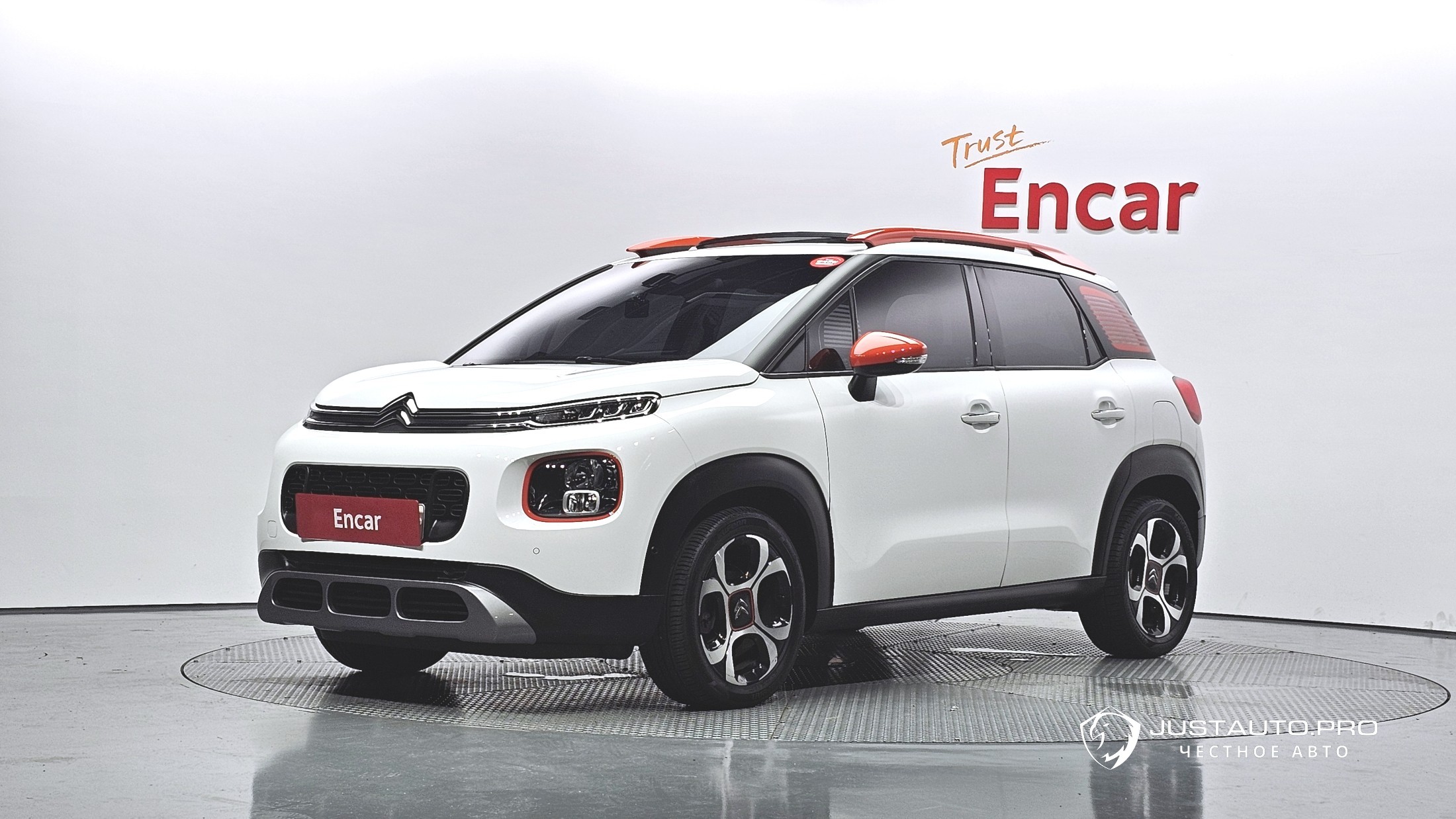 Автомобиль Citroen-DS C3 Aircross