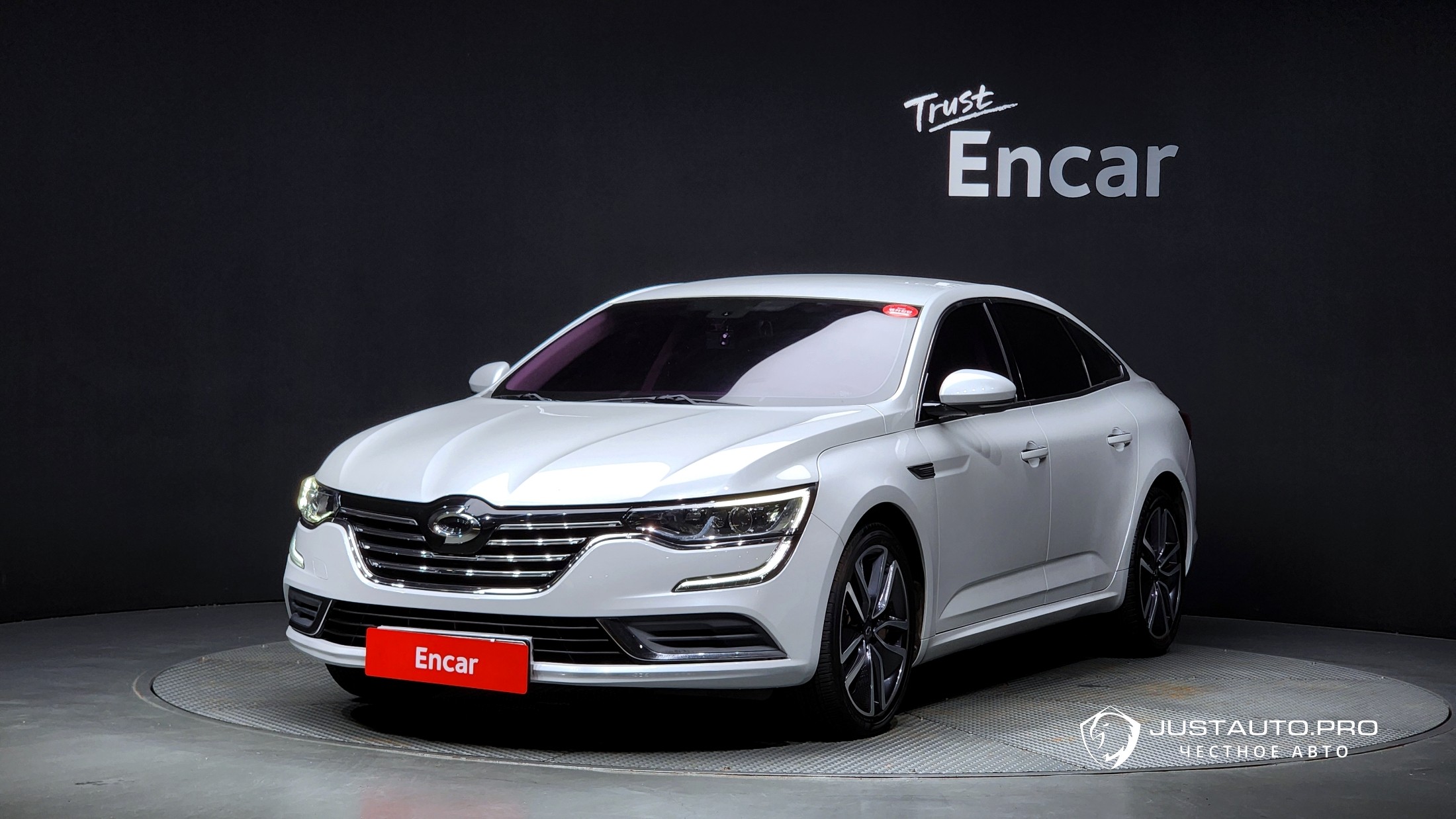 Автомобиль Renault-KoreaSamsung SM6