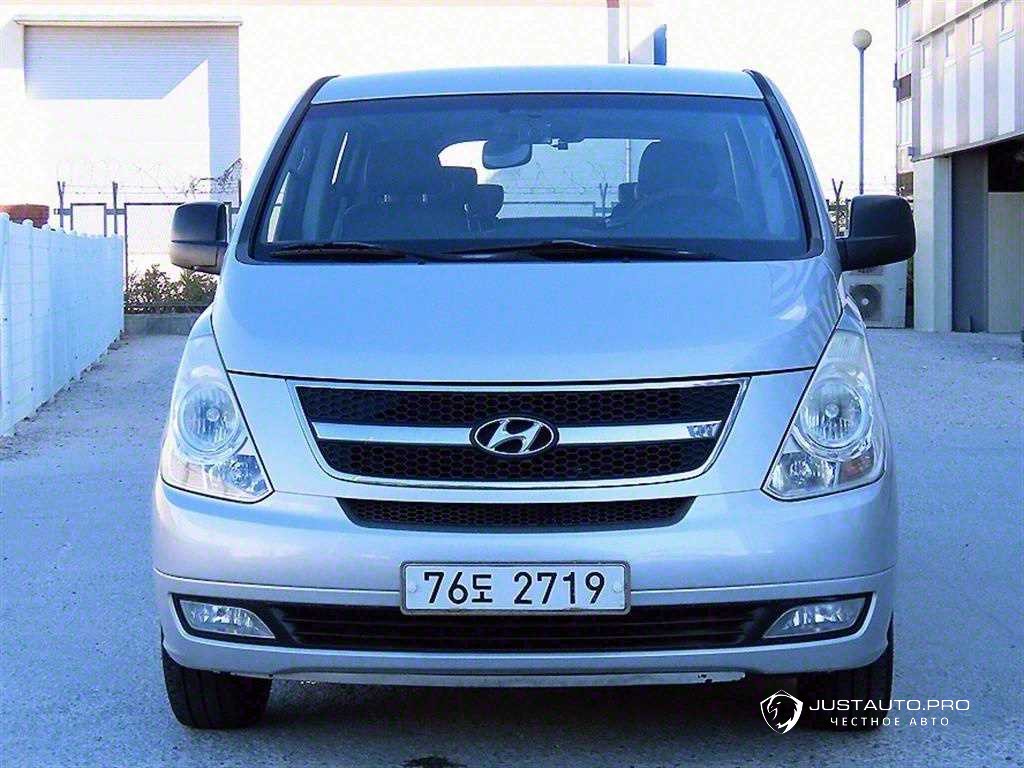 Автомобиль Hyundai Starex