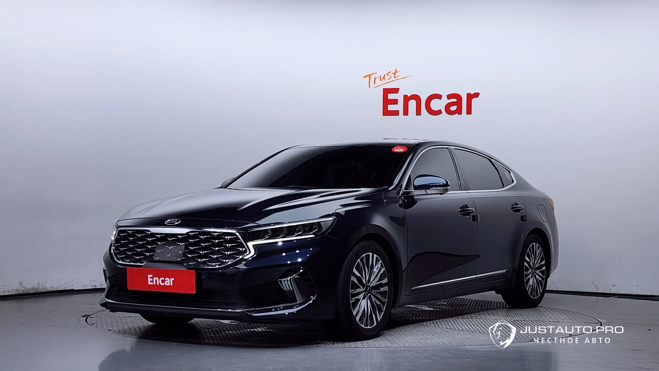 Автомобиль Kia K7