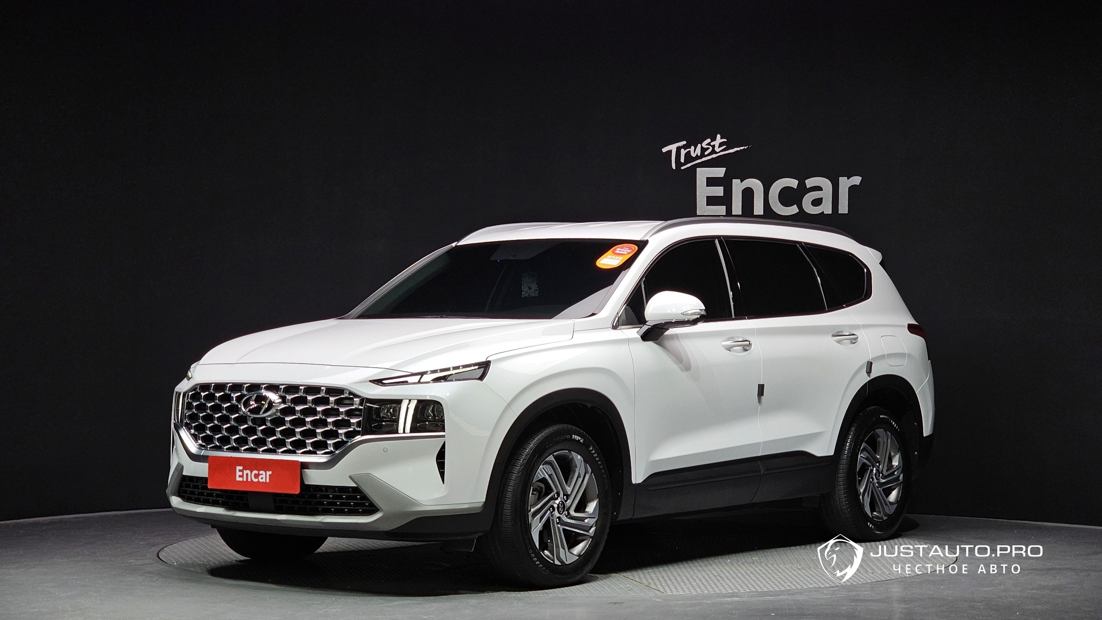 Автомобиль Hyundai Santafe