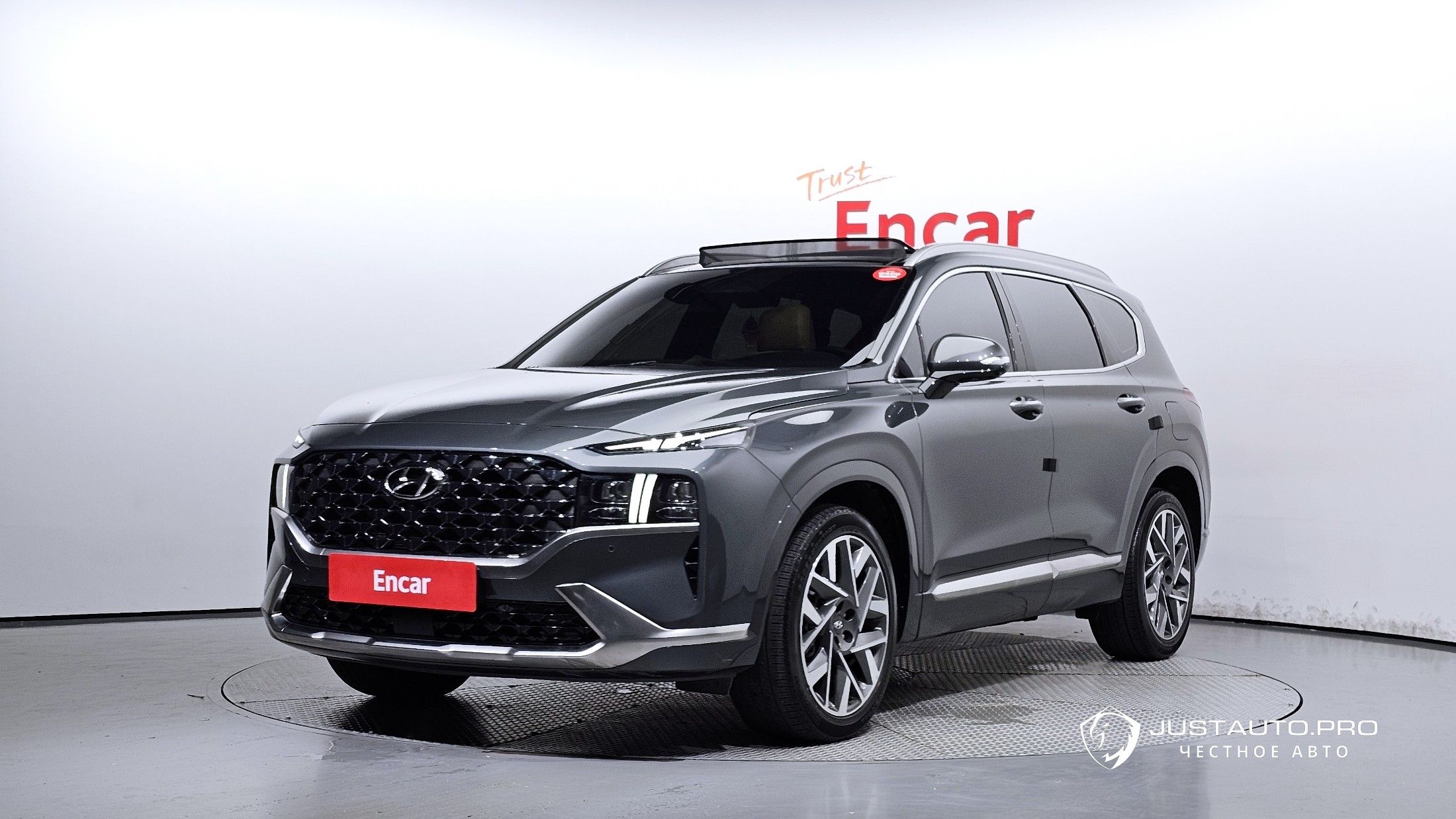 Автомобиль Hyundai Santafe