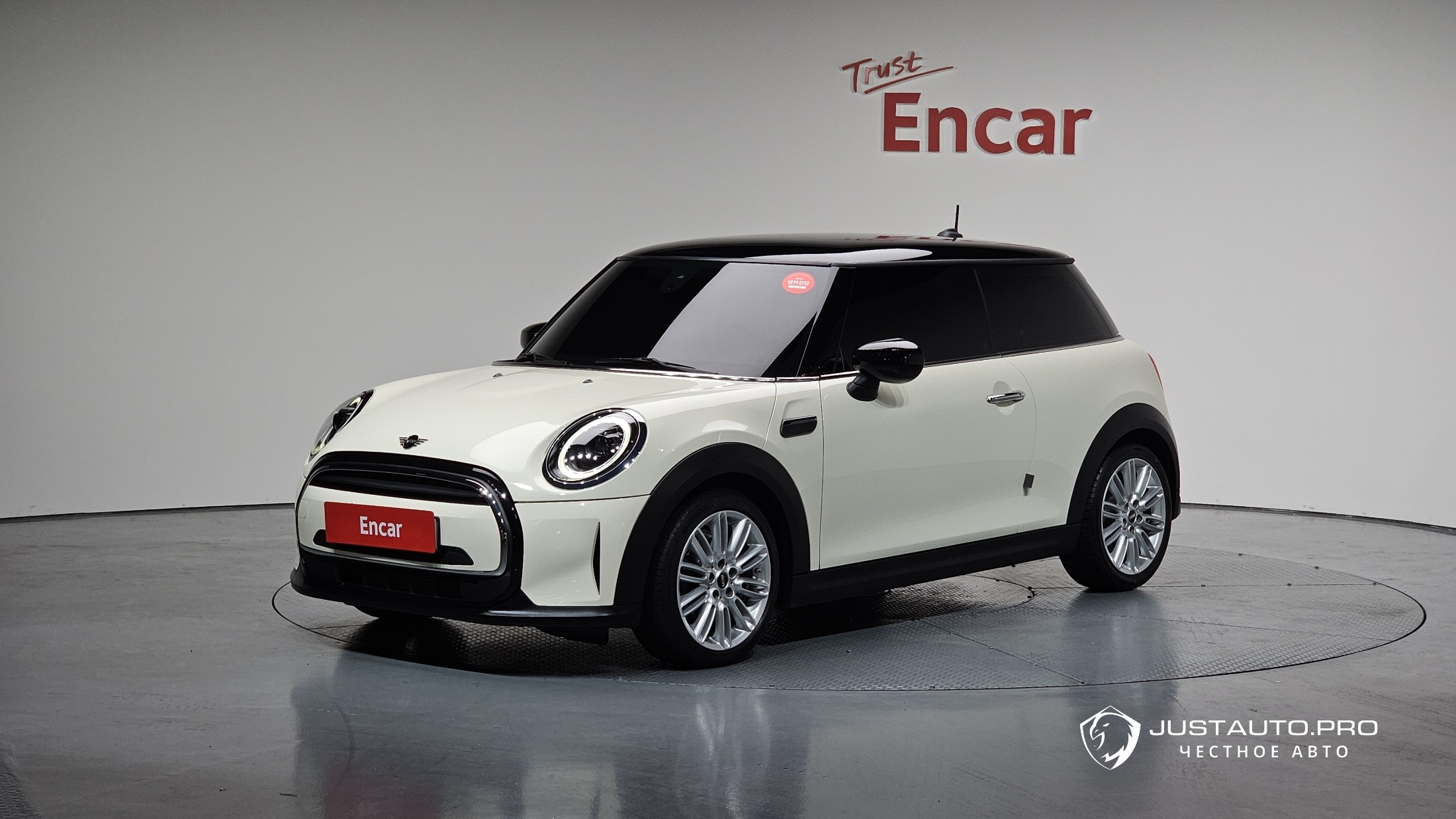 Автомобиль Mini Cooper