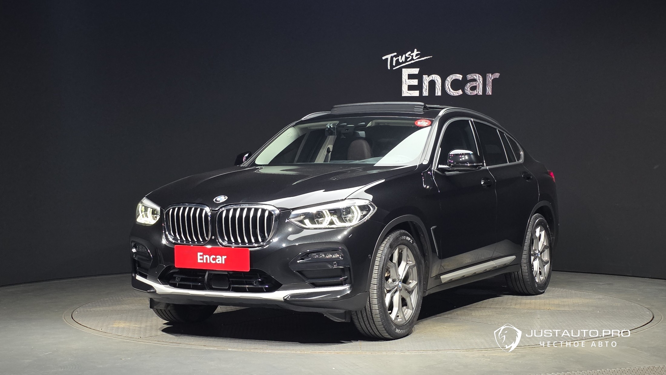 Автомобиль BMW X4