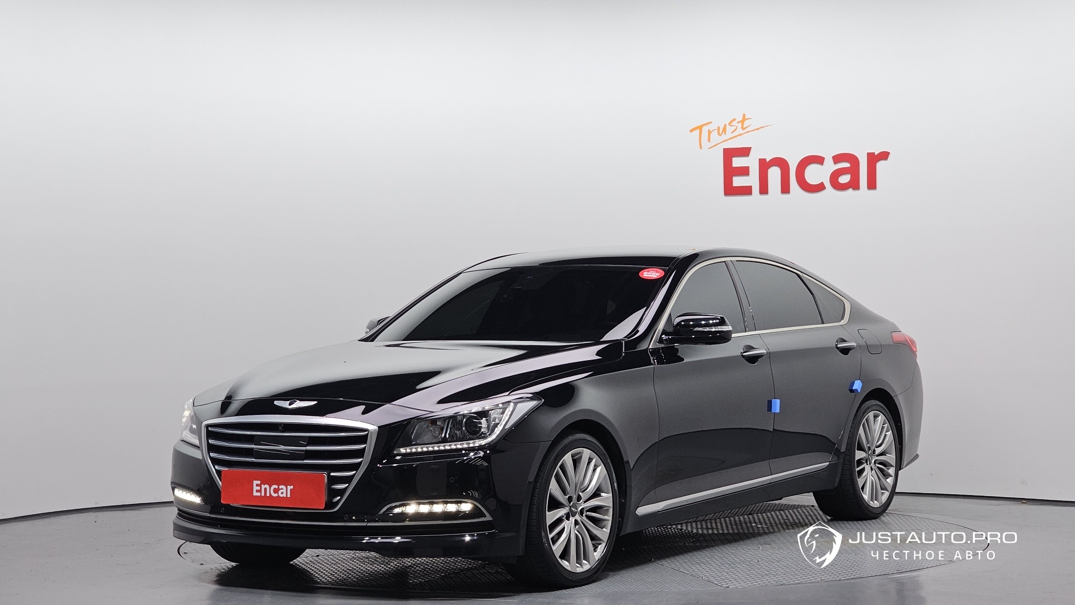 Автомобиль Hyundai Genesis