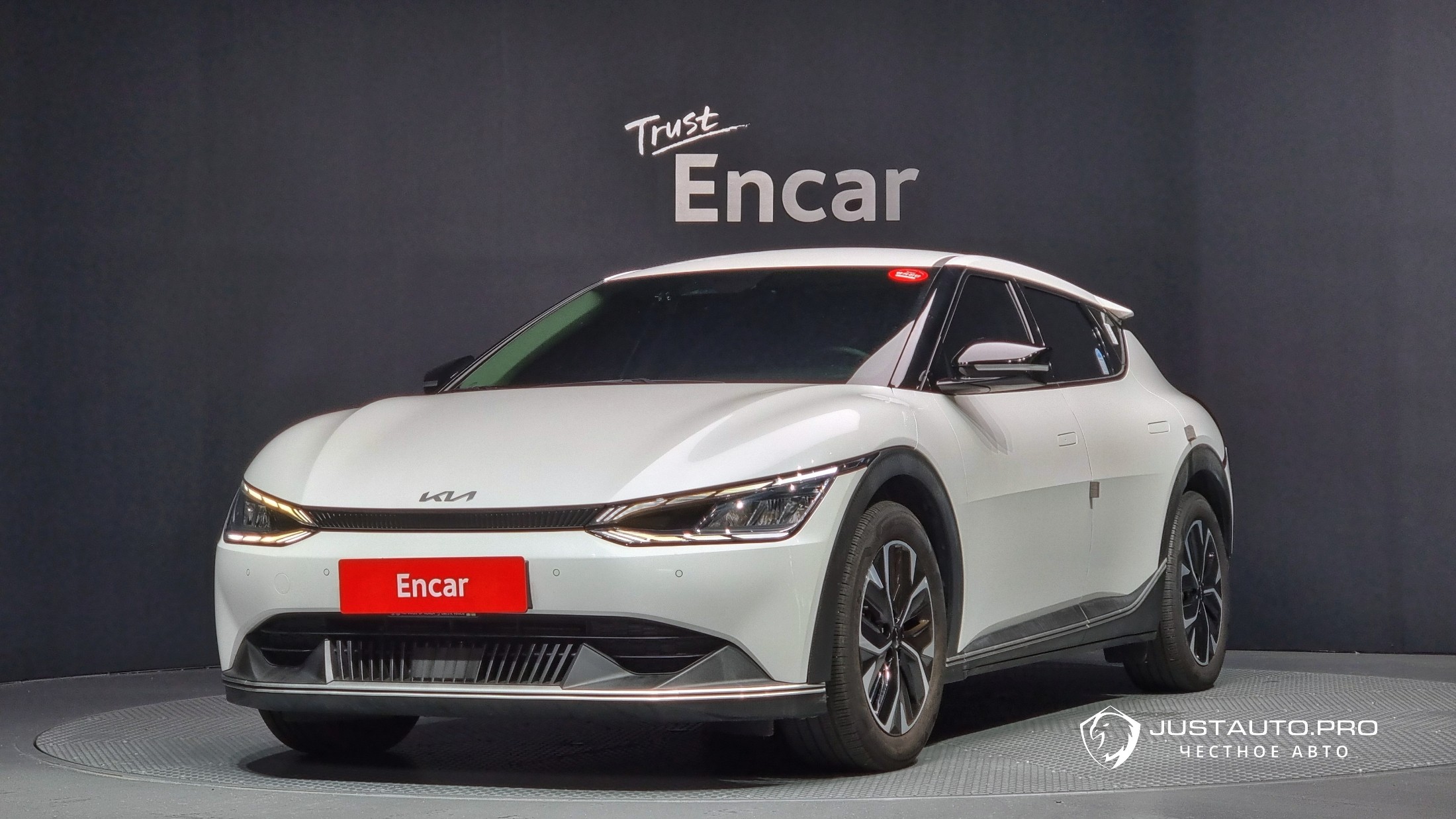 Автомобиль Kia EV6