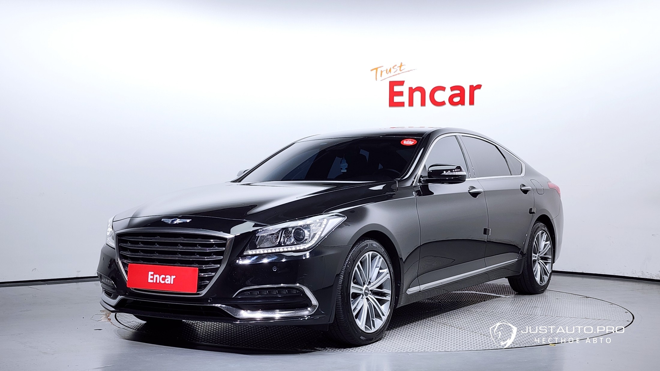 Автомобиль Genesis G80