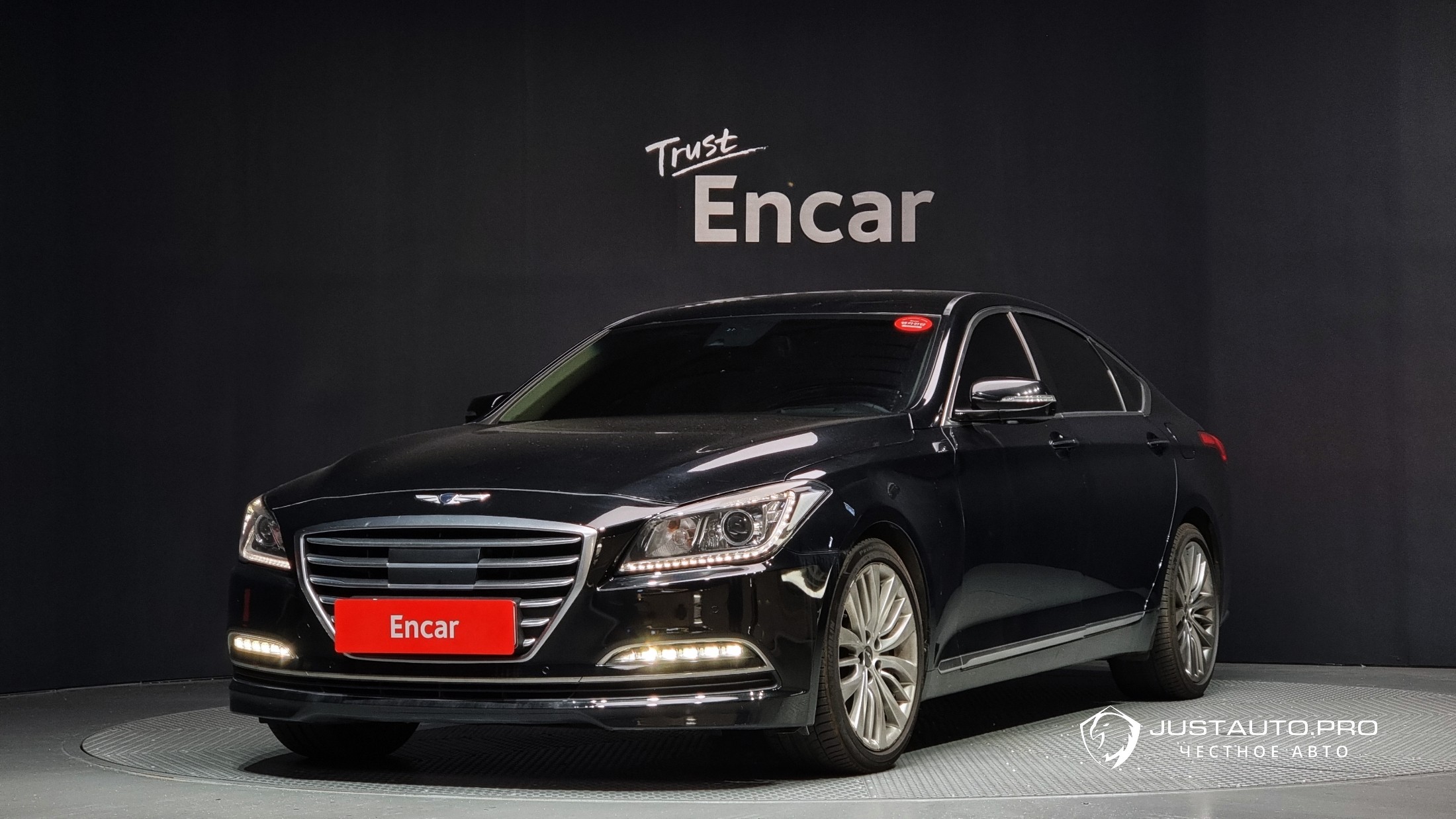 Автомобиль Hyundai Genesis