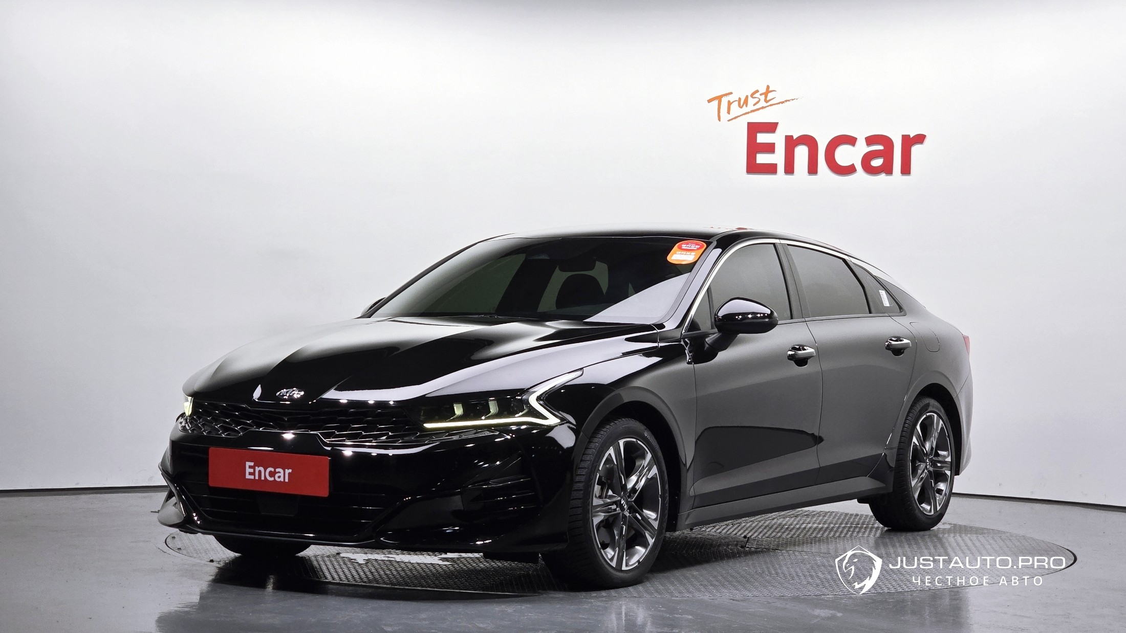 Автомобиль Kia K5