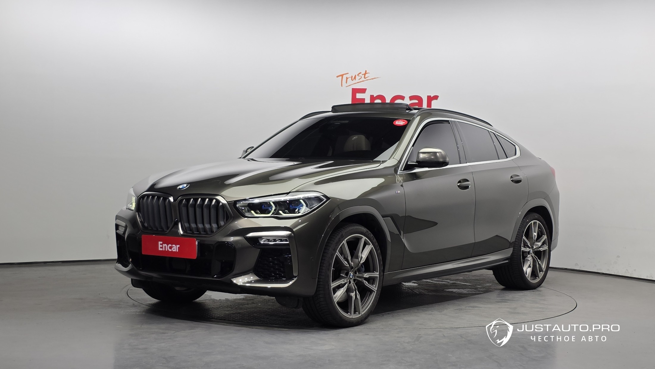 Автомобиль BMW X6
