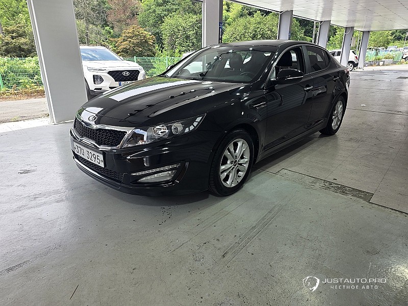 Автомобиль Kia K5