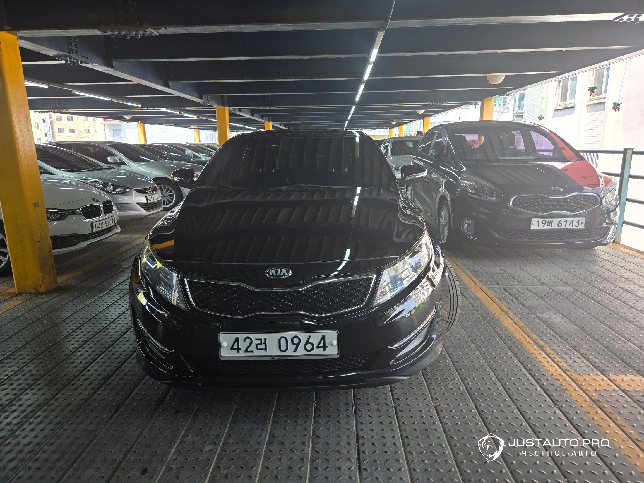 Автомобиль Kia K5