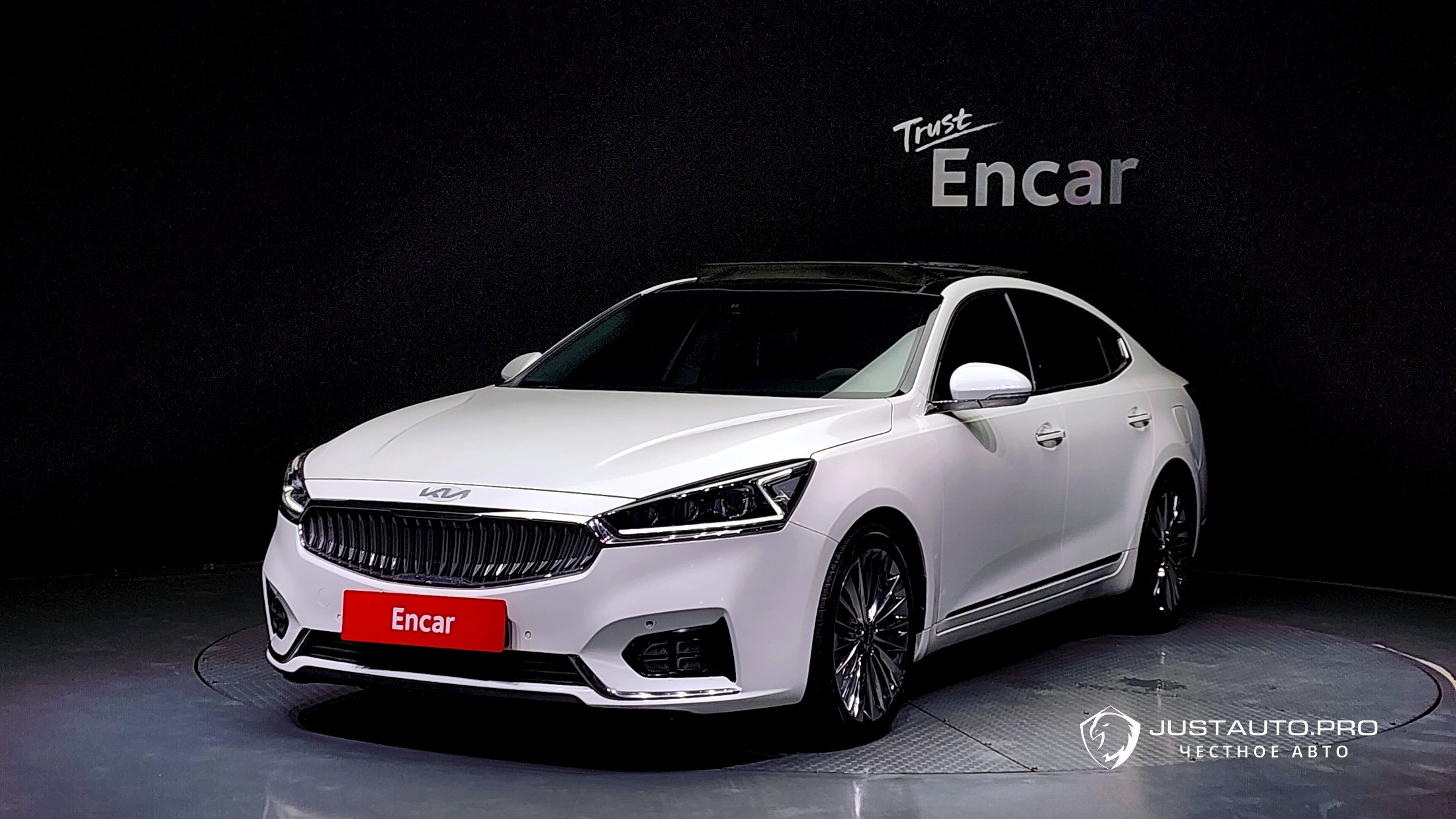 Автомобиль Kia K7