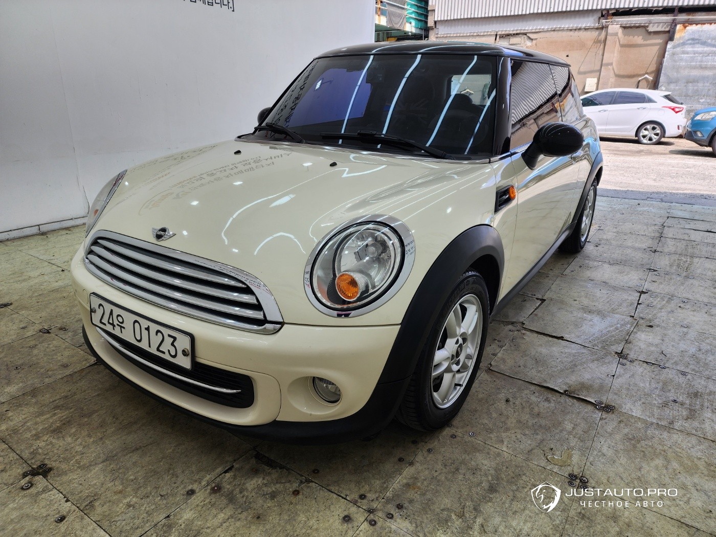 Автомобиль Mini Cooper