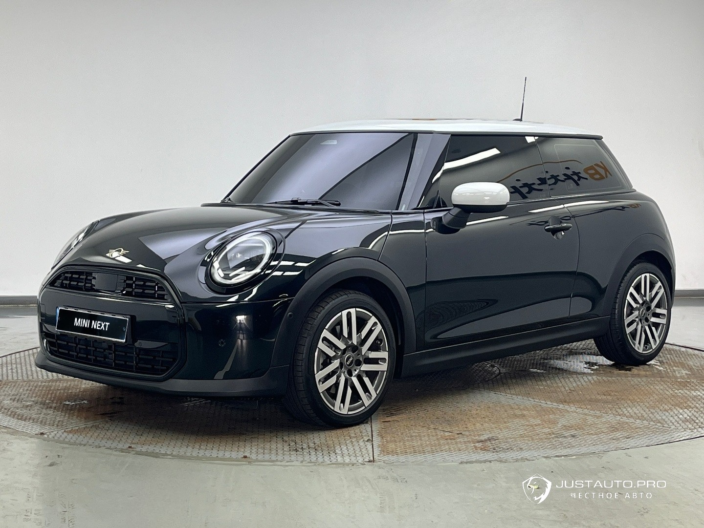 Автомобиль Mini Cooper