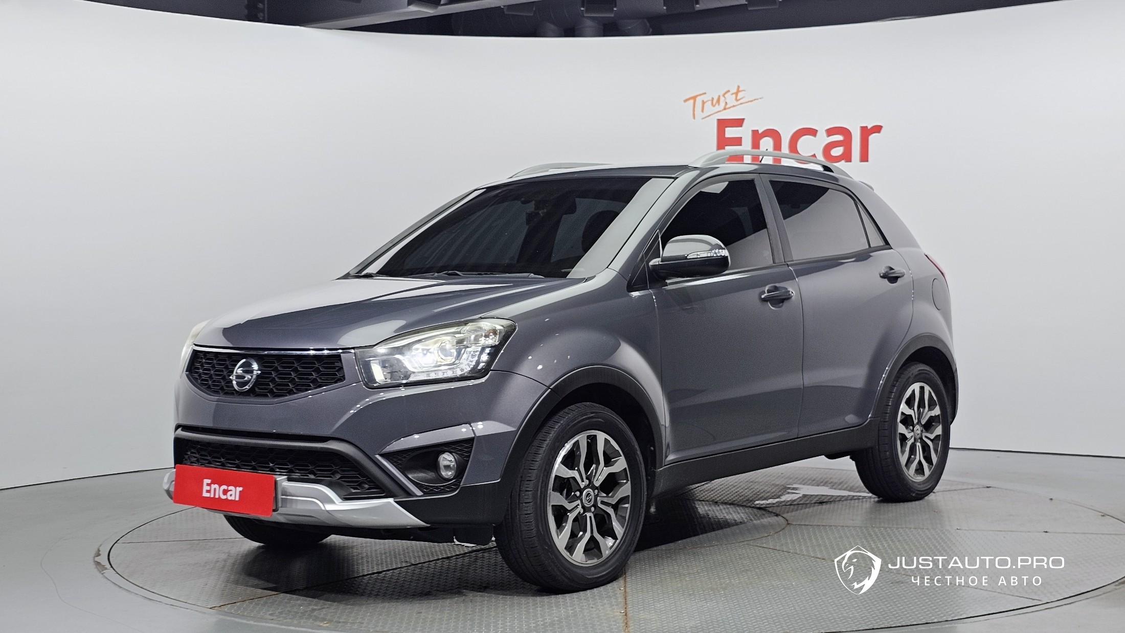 Автомобиль KG_Mobility_Ssangyong KORANDO