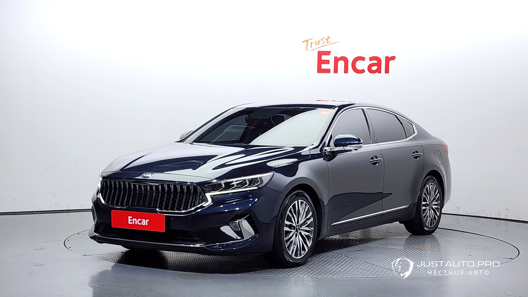 Автомобиль Kia K7