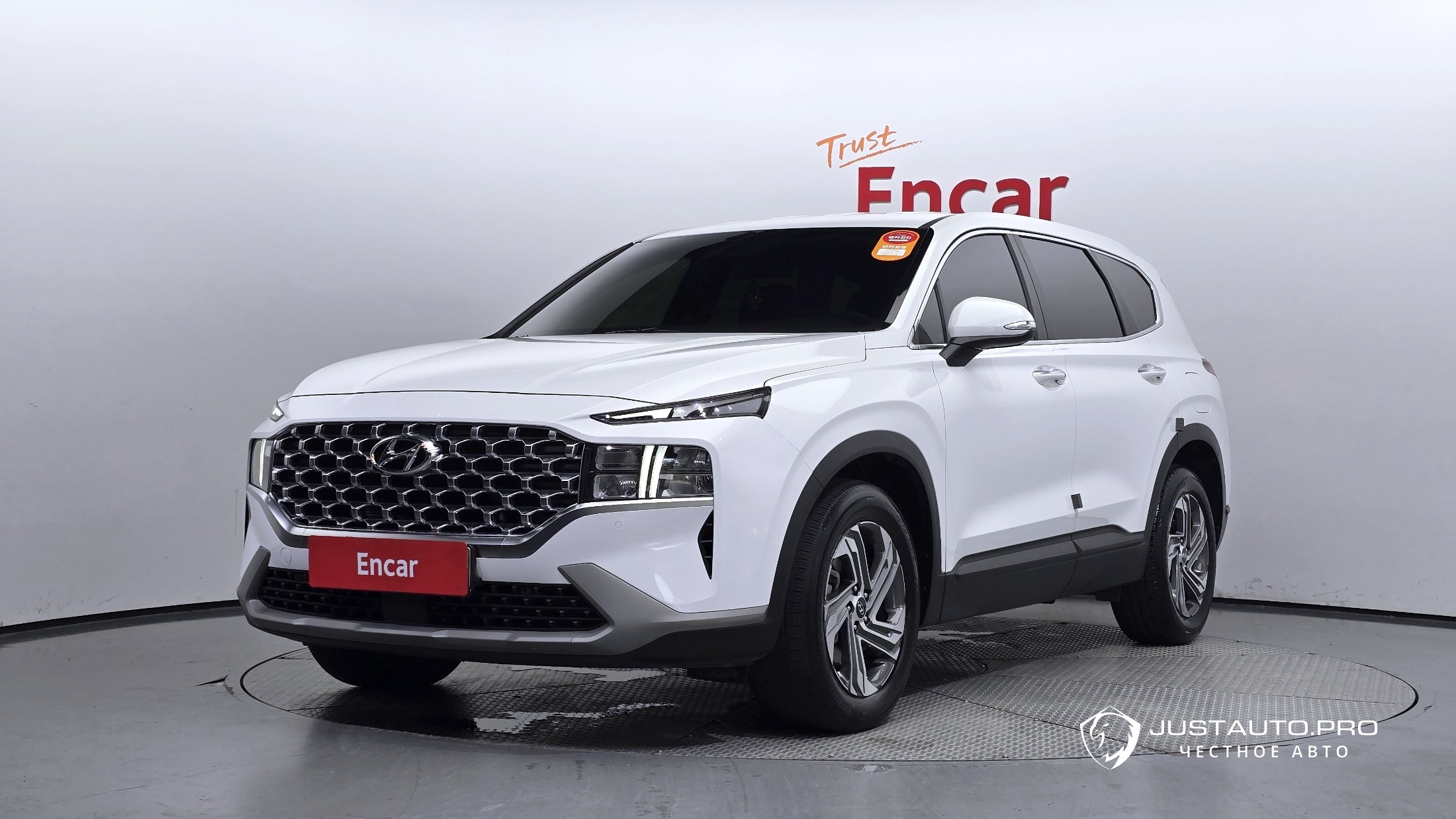 Автомобиль Hyundai Santafe