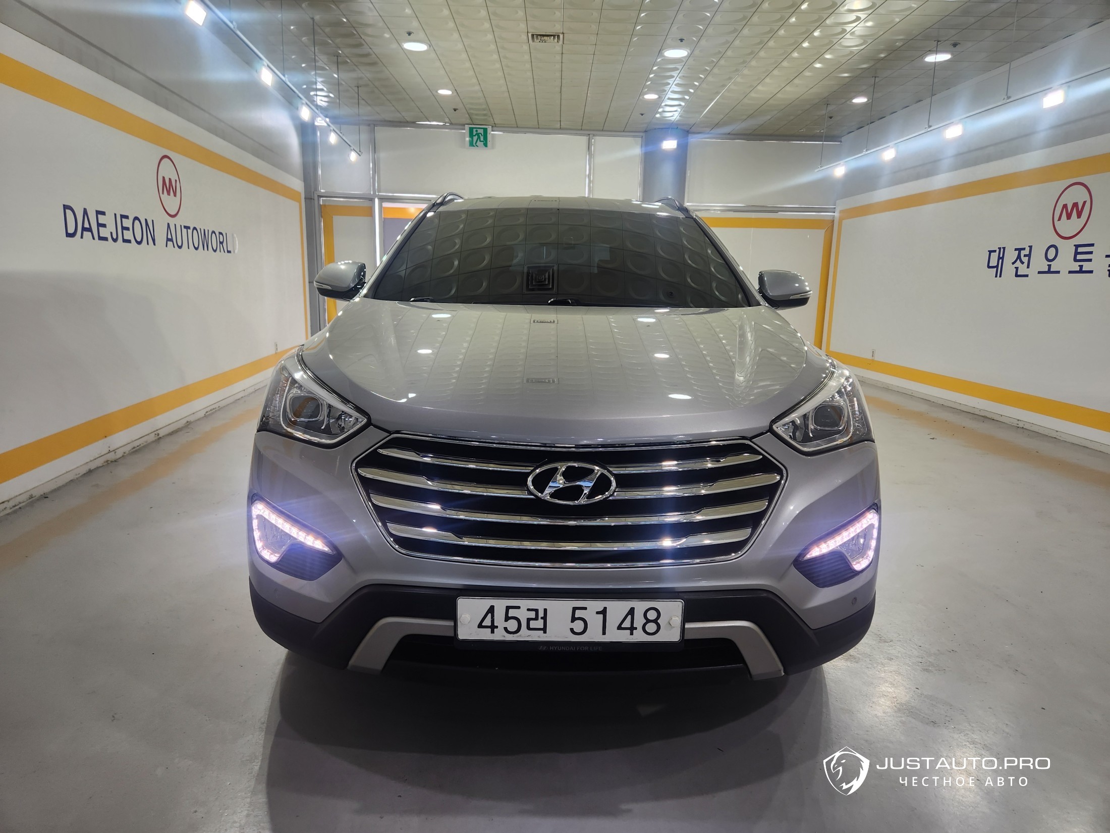Автомобиль Hyundai Maxcruz