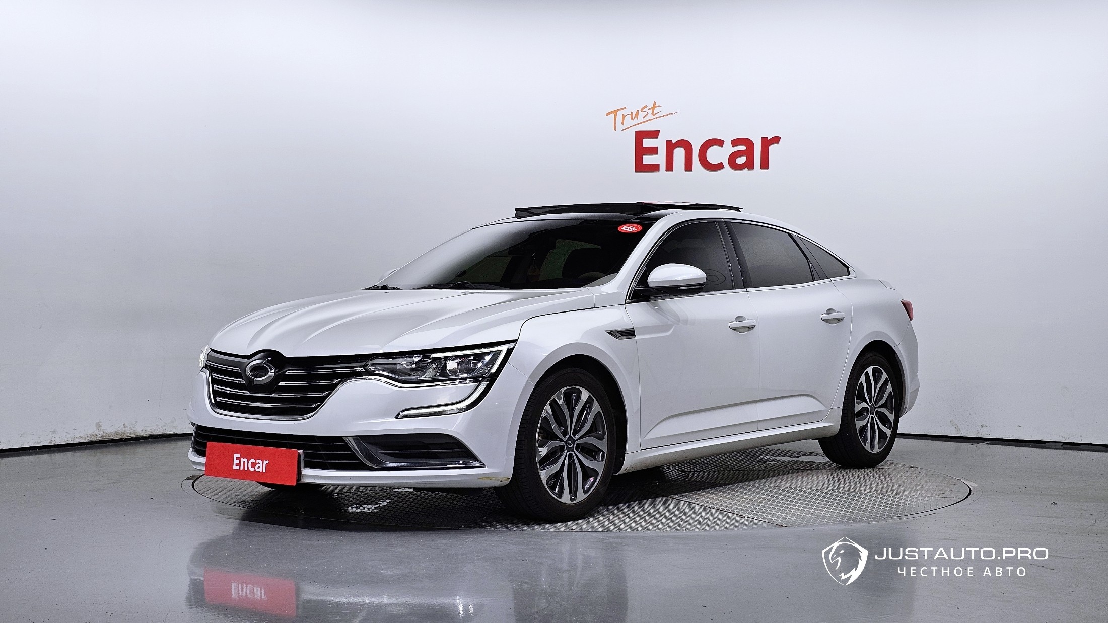 Автомобиль Renault-KoreaSamsung SM6