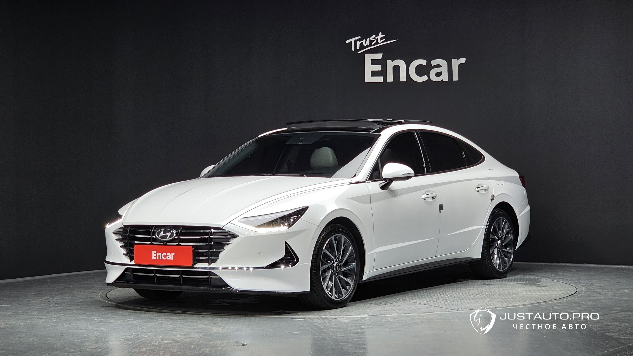 Автомобиль Hyundai Sonata