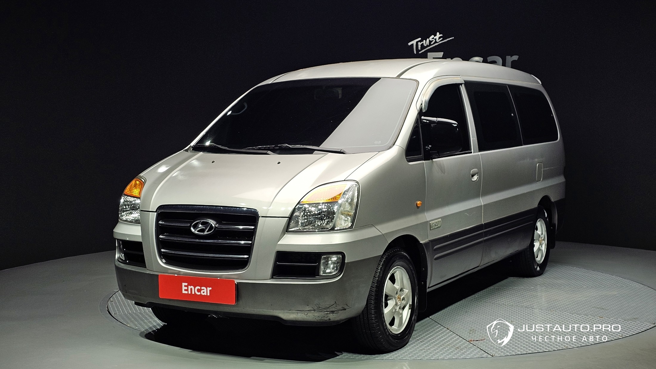 Автомобиль Hyundai Starex
