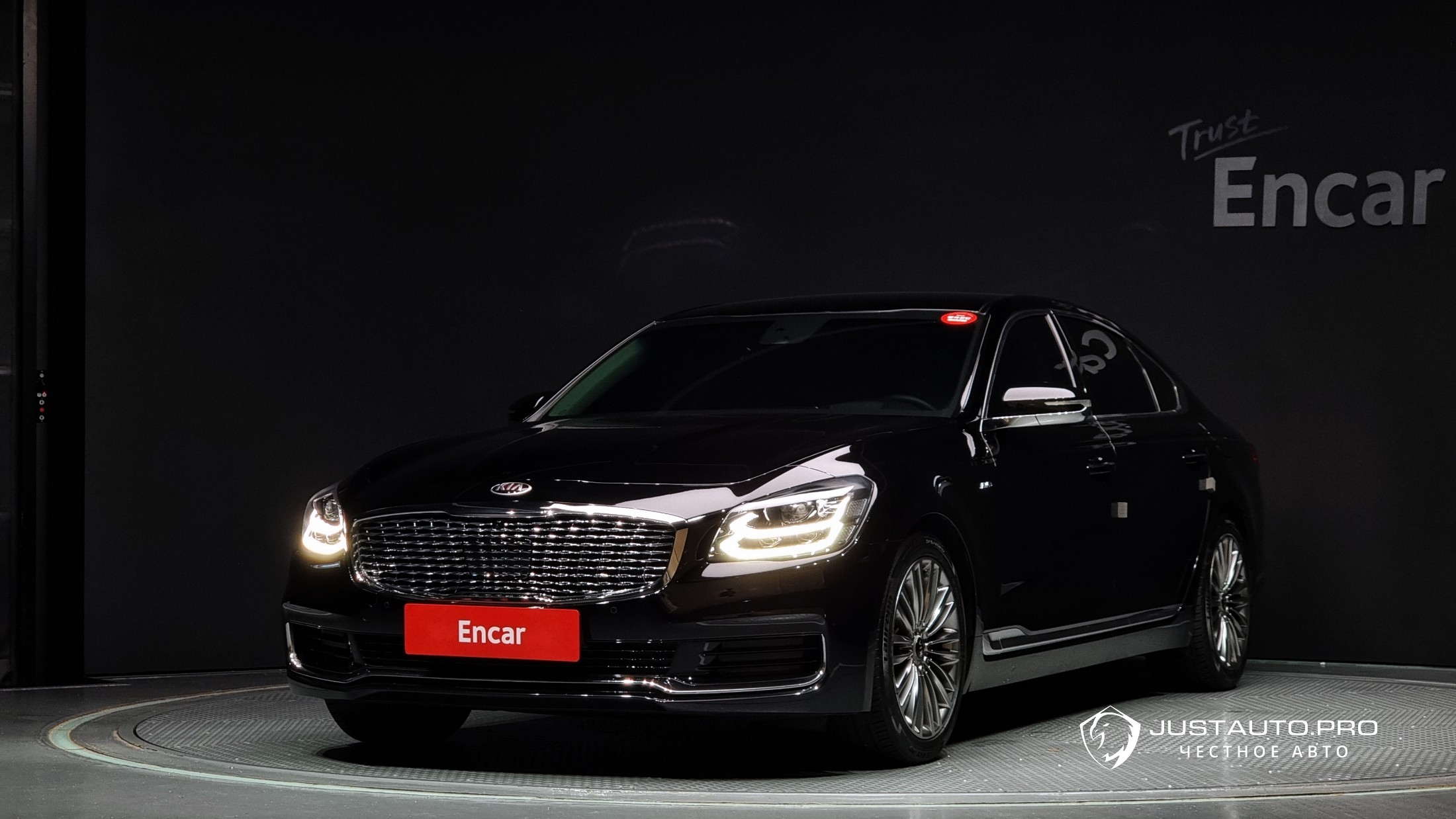 Автомобиль Kia K9